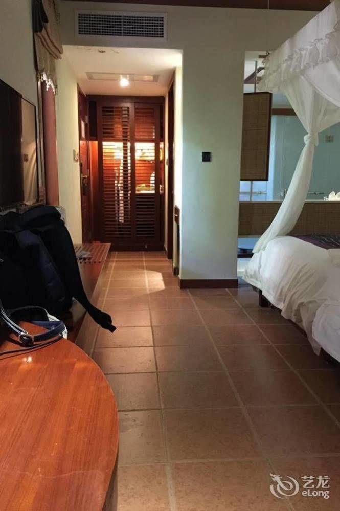 Hainan Bulongsai Resort Hotel Baoting Bagian luar foto