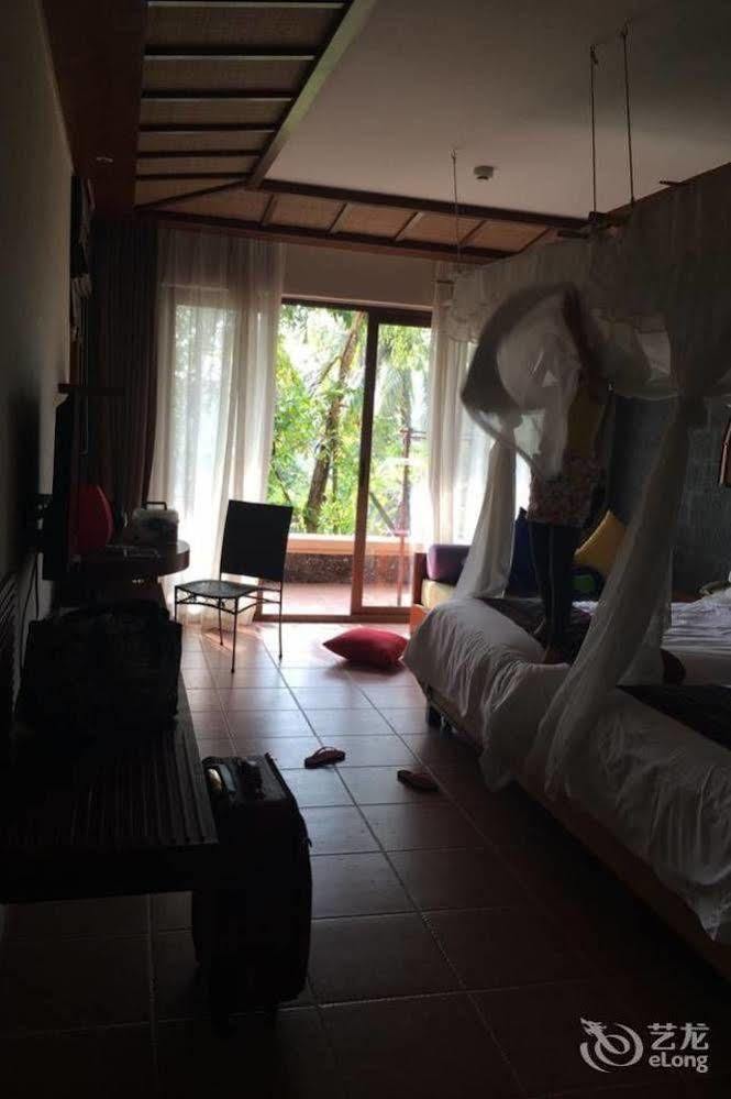 Hainan Bulongsai Resort Hotel Baoting Bagian luar foto