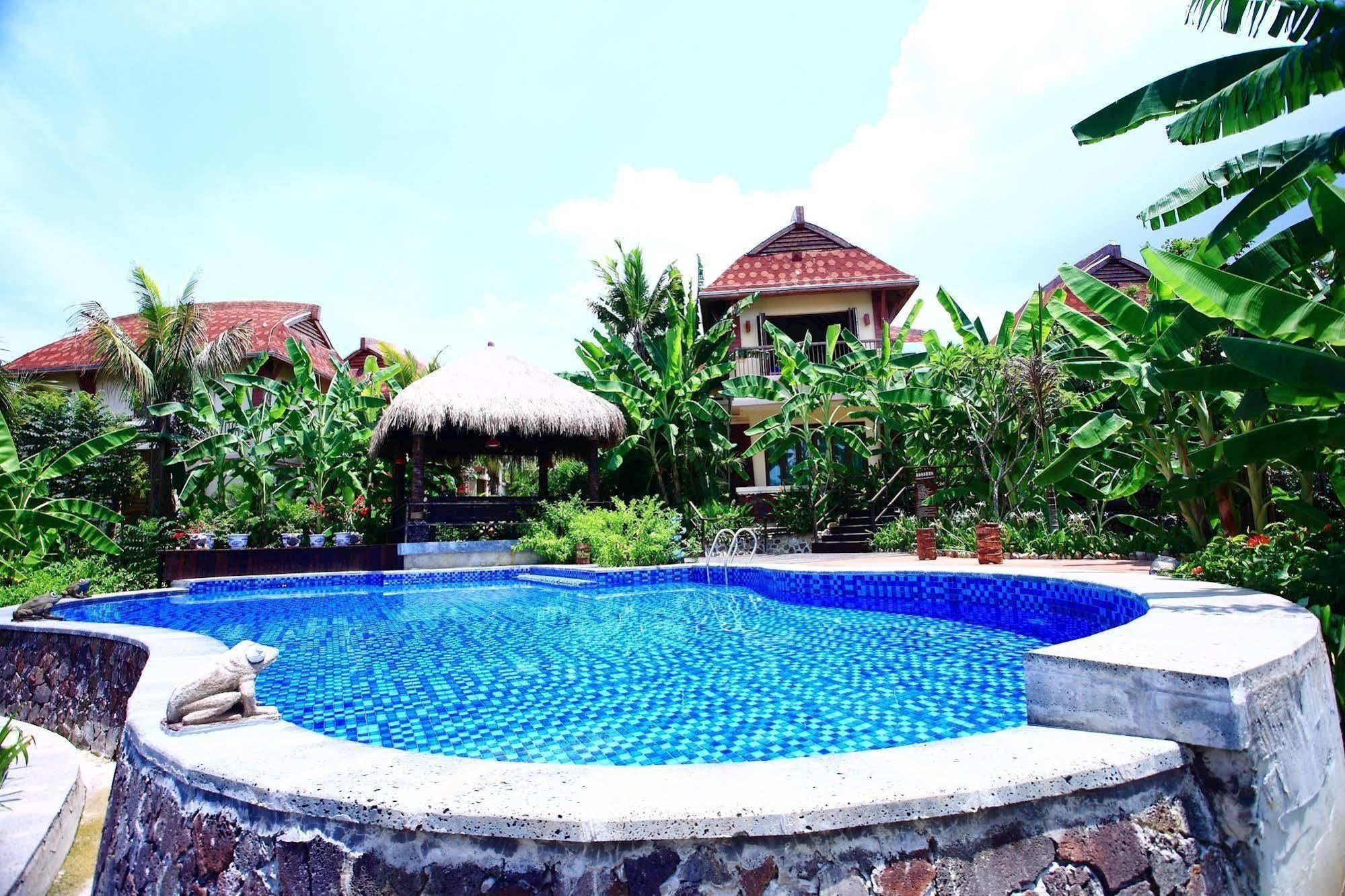 Hainan Bulongsai Resort Hotel Baoting Bagian luar foto
